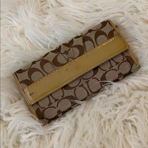 Coach wallet